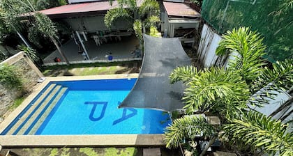 Charming 3-bedroom fully AC small villa w/pool, gazebo and garden in Santa Rosa.