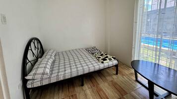 3 bedrooms, WiFi, bed sheets