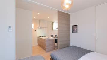 2 soverom, skrivebord og wi-fi (inkludert)