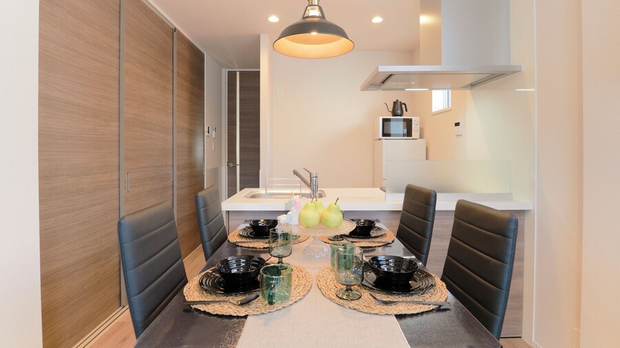 Everynet Shinjuku II by Tranova