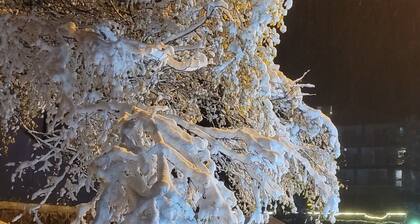 Self contained family snow accommodation just 45 mins to the resorts