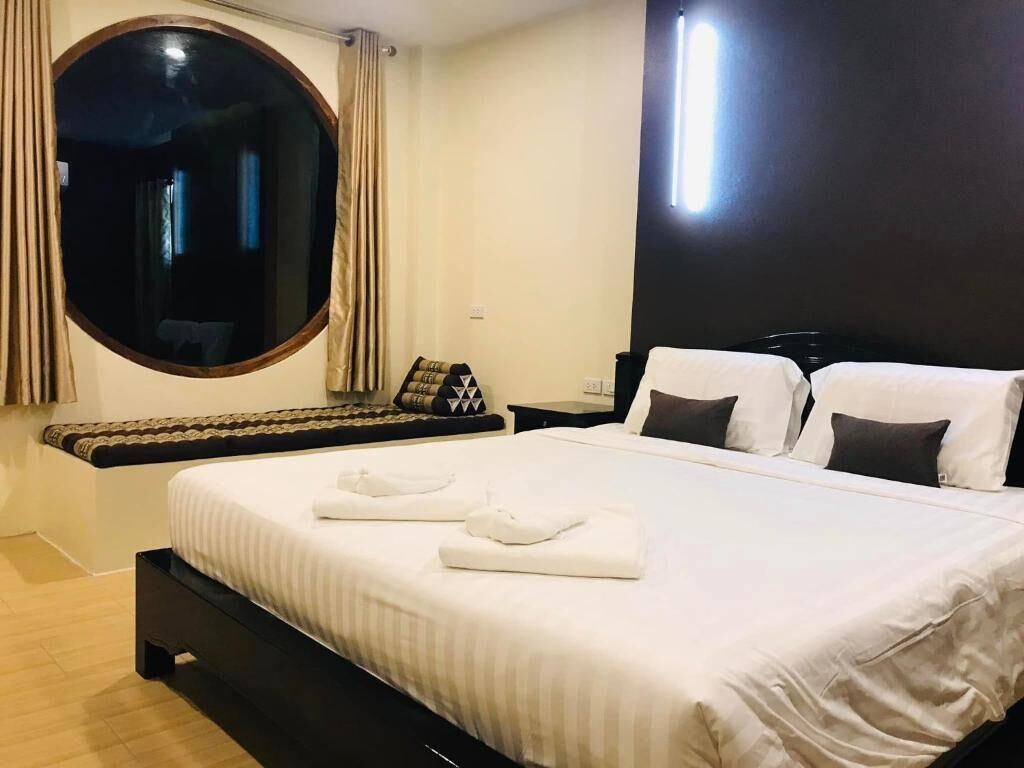 Deluxe Double or Twin Room with Ocean View