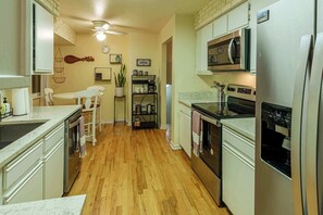 Fridge, microwave, oven, stovetop - Spacious 3BR | Deck | Mountain Views + Trails (Boulder)