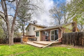 Exterior - Spacious 3BR | Deck | Mountain Views + Trails (Boulder)