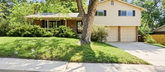 Spacious 3BR | Kids Playset + Toys | Mountain View