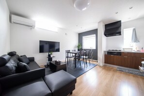 3 habitaciones, tabla de planchar con plancha y wifi gratis 