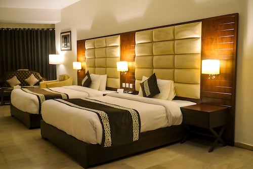 Faletti's Express - Shimla Hill