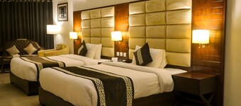 Faletti's Express - Shimla Hill