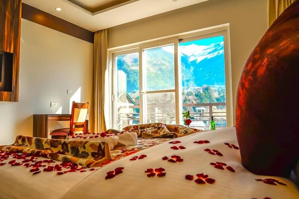Simsa Heights Manali