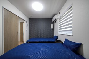 3 habitaciones, tabla de planchar con plancha y wifi gratis
