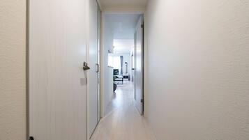 3 slaapkamers, een strijkplank/strijkijzer, gratis wifi