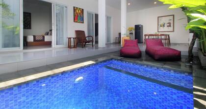 Bougainvillea Villa Seminyak by Parigata