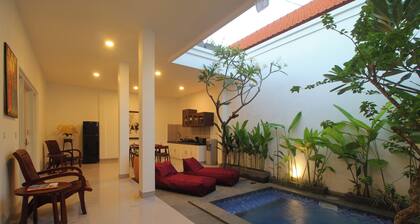 Bougainvillea Villa Seminyak by Parigata