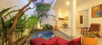 Bougainvillea Villa Seminyak by Parigata