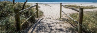 Modern 1 Bedroom Pet Friendly Air-conditioned Unit in Casuarina NSW 