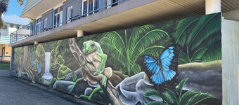 Innisfail Riverfront Motel