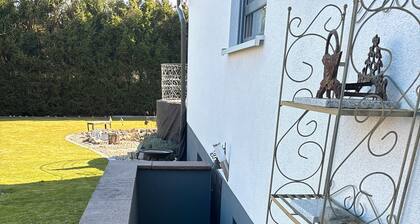 Ferienwohnung Bauer" mit Privatem Garten und Wi-Fi