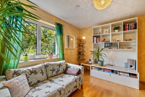 Stereo - Room 'Schönes Zimmer Mit Eigenem Bad' with terrace and Wi-Fi (Albstadt)