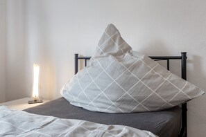 3 habitaciones, tabla de planchar con plancha y wifi gratis 