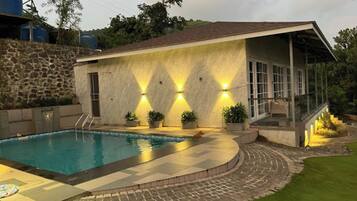 Front of property - evening/night