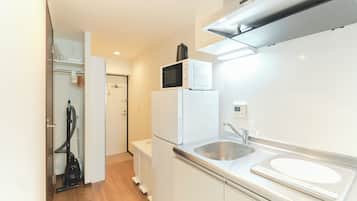 Mini-fridge, microwave, stovetop, electric kettle