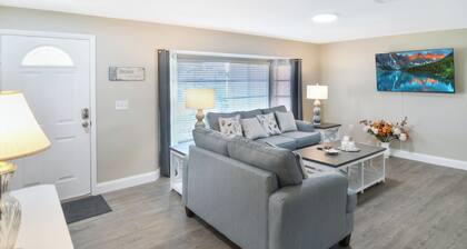 The Blooming Sanctuary - 3br with pool and EV-Charger