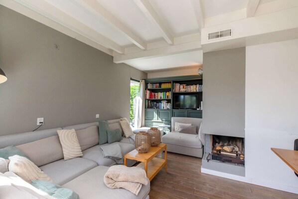 Téléviseur connecté, foyer