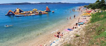 Lovely home in Razanac with WiFi