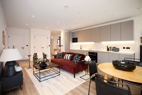 Apartment (2 Bedrooms) | Private kitchen
