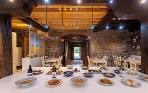 Restaurant - La casona de las meninas (Cartes)