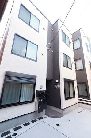 Exterior - Sky Up Oshiage by Tranova (Tokyo)