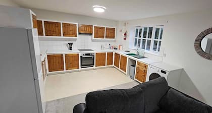 Plas Bellin Apartments