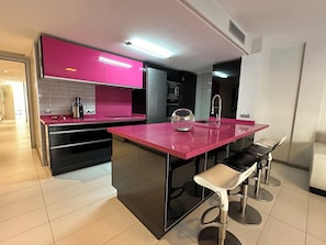 Fridge, microwave, oven, stovetop