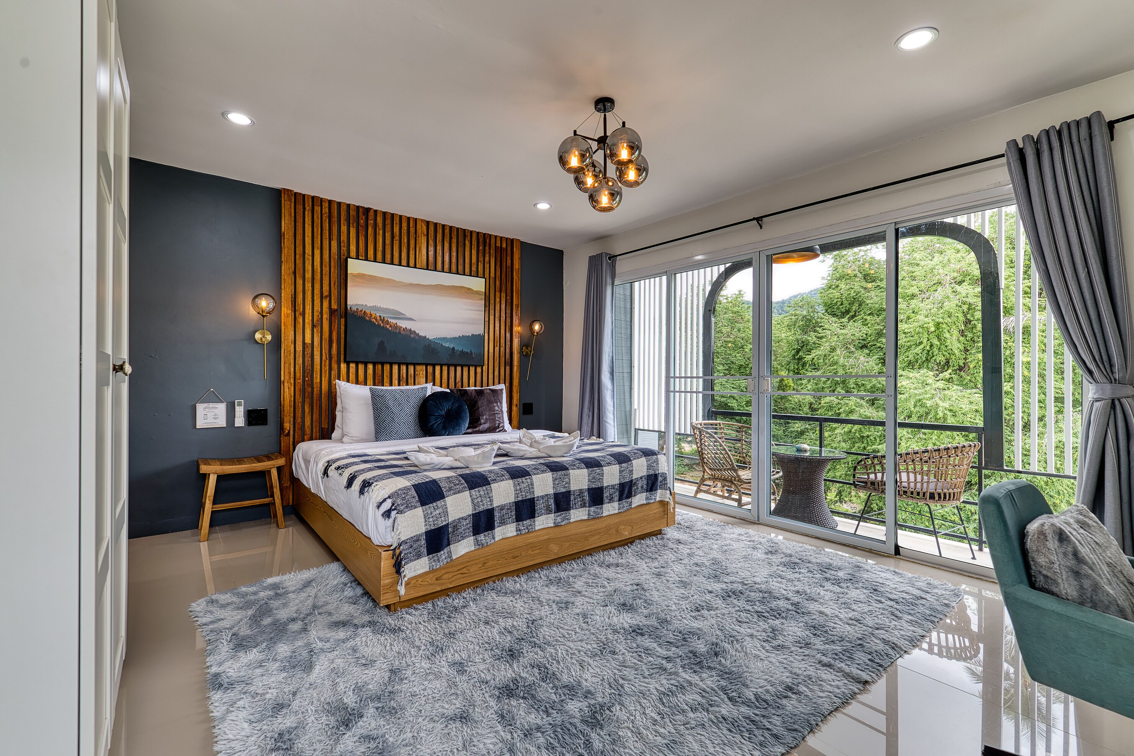 House, Garden View | 4 bedrooms, in-room safe, desk, laptop workspace