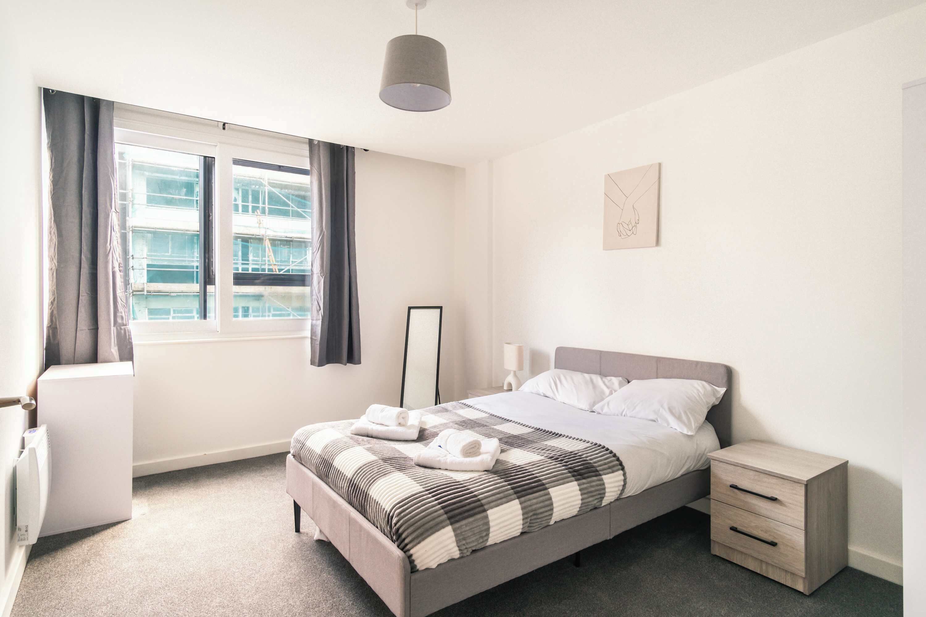 1 bedroom, desk, iron/ironing board, WiFi