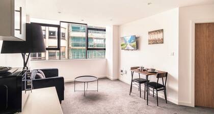 Central Preston Lovely 1 Bedroom Apartment