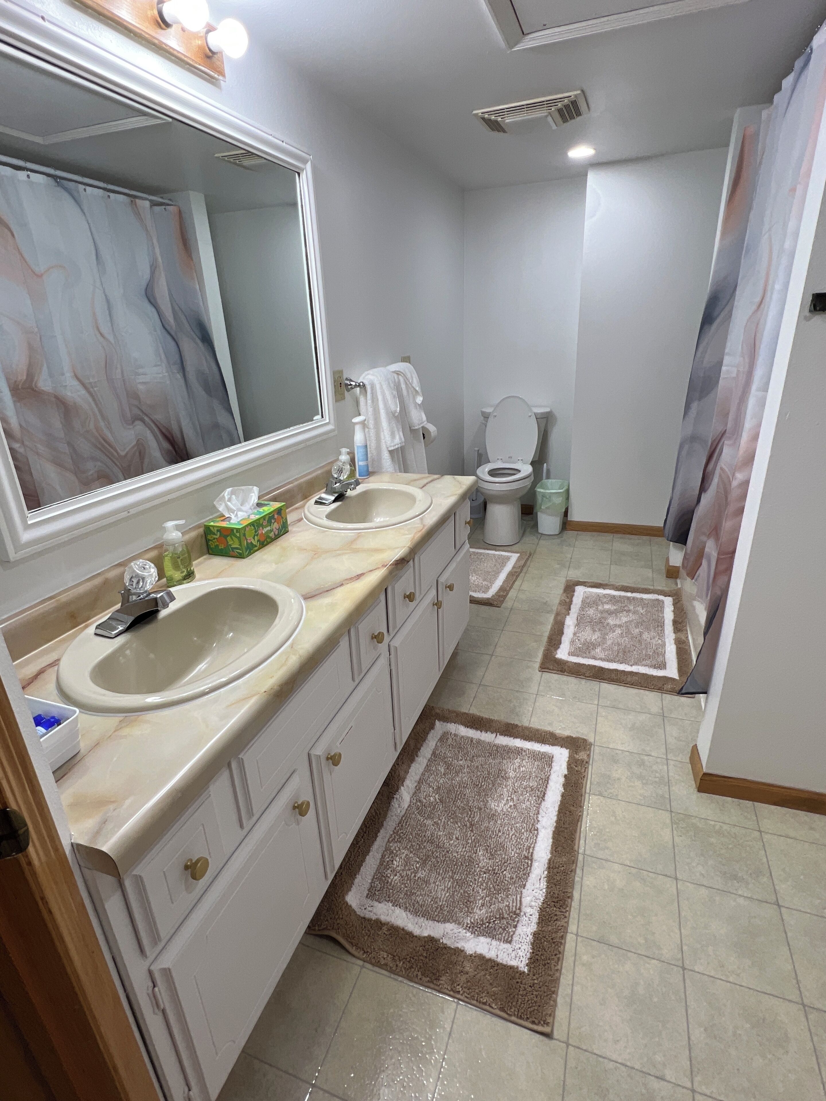 Hårtørrer, håndklæder, Sæbe, Shampoo