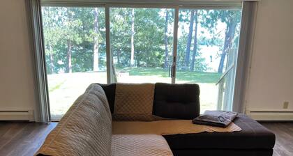 🔥 🔥 Lake Wissota Lakefront · 3 Queens + Twin · Fire Pit · 2 Docks Sunset Views