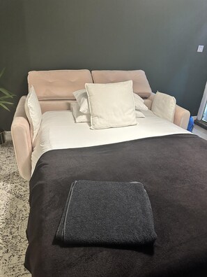 Appartamento | 1 camera, ferro/asse da stiro, Wi-Fi gratuito, lenzuola
