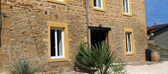 Gîte au Cœur du Beaujolais, Dans un Domaine Viticole