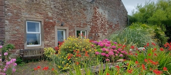 Swallows Rest - Scenic Cottage With Stunning Views