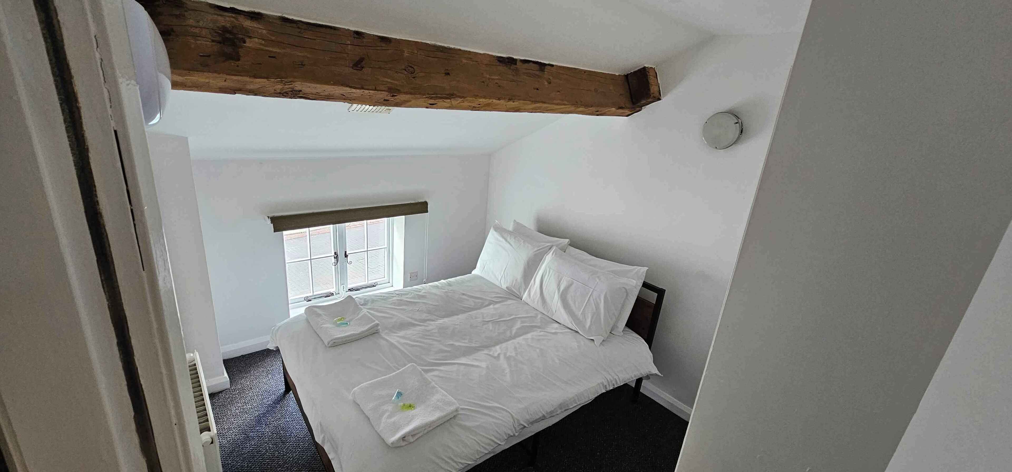 Standard Cottage | 2 bedrooms, iron/ironing board, bed sheets