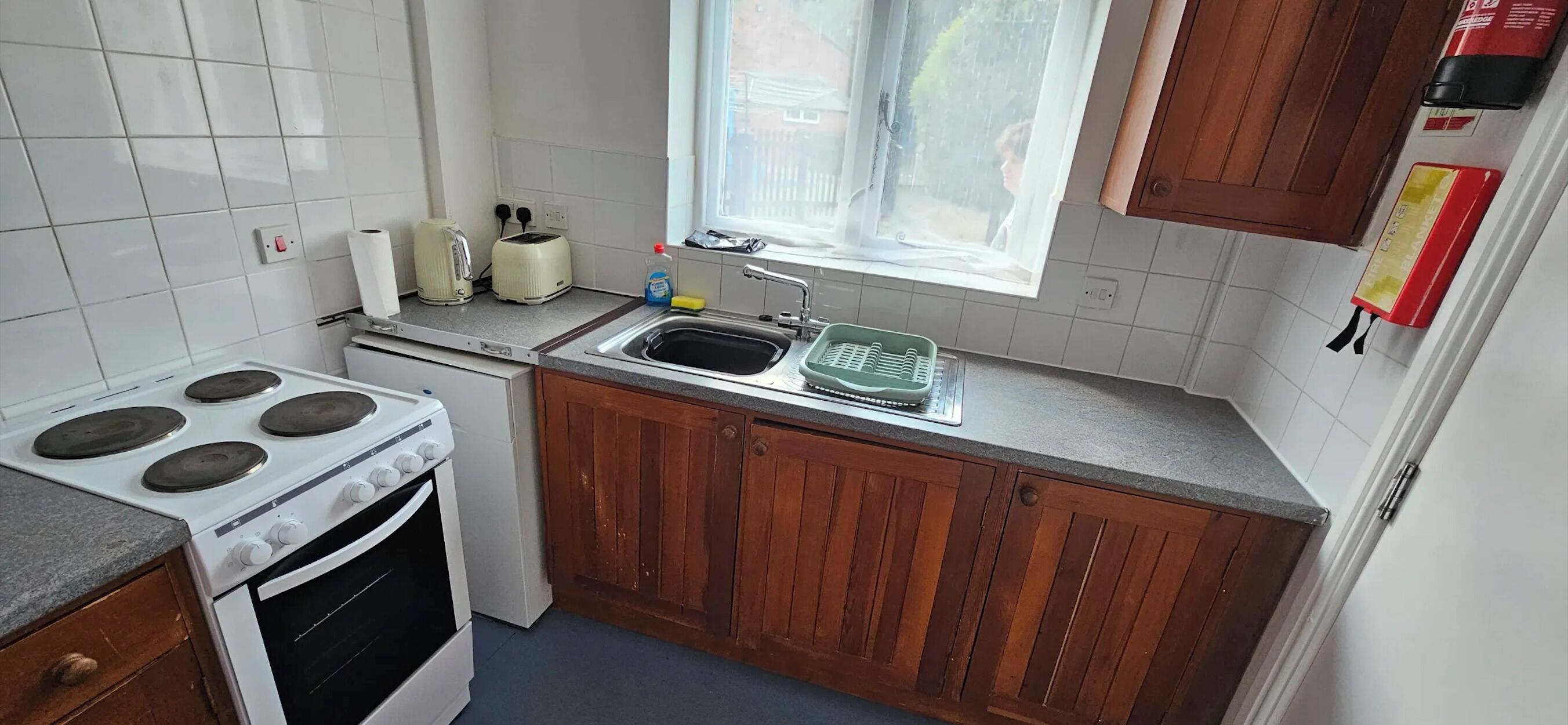 Cottage Standar | Dapur pribadi | Meja makan