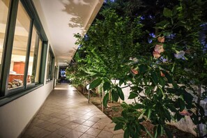 Exterior - Spanos Apartments Anna's Lodge (Kassandra)