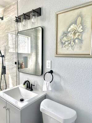 House - Vintage Vibes Modern Comfort 2BR for 6 Guests (Oklahoma City)