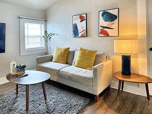 Apartment | 2 bedrooms - Cozy Charm Studio W 2BR I Fully Furnished (Midwest City)