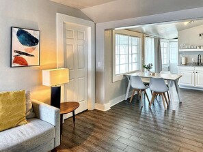 Apartment - Cozy Charm Studio W 2BR I Fully Furnished (Midwest City)