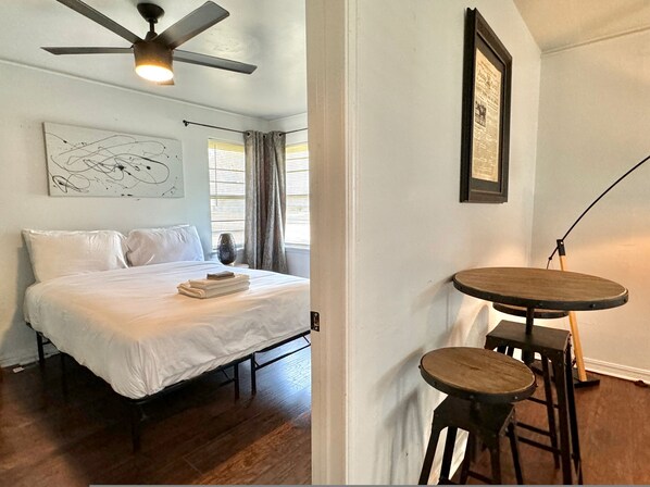 Apartment | 1 bedroom - Beautiful Getaway Nears Asian Dist (Oklahoma City)