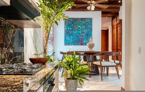 Talo | 4 makuuhuonetta