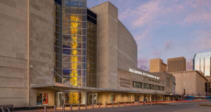 Rustic Gem 5min-asian District Full Kitchen